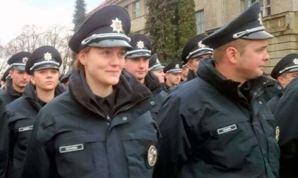 В МВД показали новых полицейских Мукачево и Ужгорода: фото красавцев