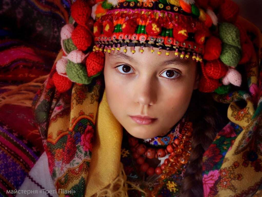 Модницам на заметку: фото неповторимых украинских национальных костюмов