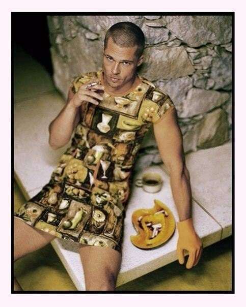 Лысый Брэд Питт в коротком платье позировал с поросенком для журнала