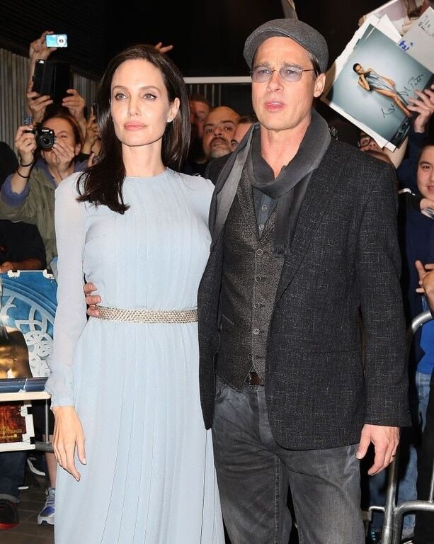 Анджелина Джоли подчеркнула осиную талию поясом за 2 тысячи евро 