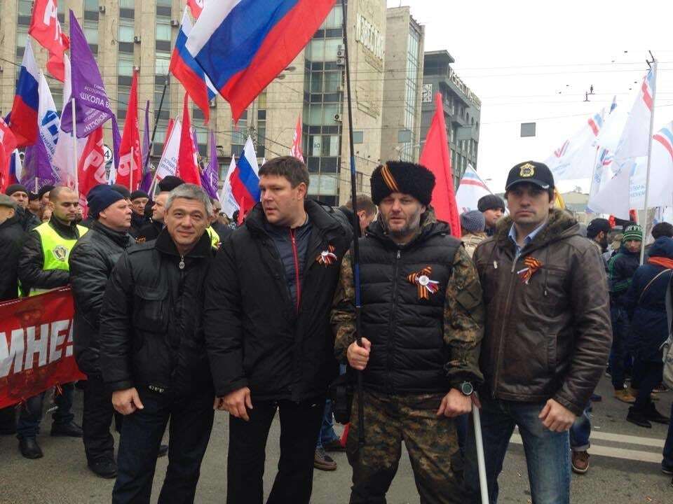 "Обычный путинг": на митинге в центре Москвы обещали "загрызть бандеровцев"