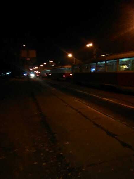 В Киеве автомобиль с инкассаторами врезался в трамвай 