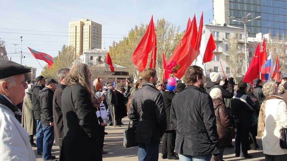 Марш "некромантів": у Донецьку близько 100 людей прийшли на мітинг в пам'ять про СРСР