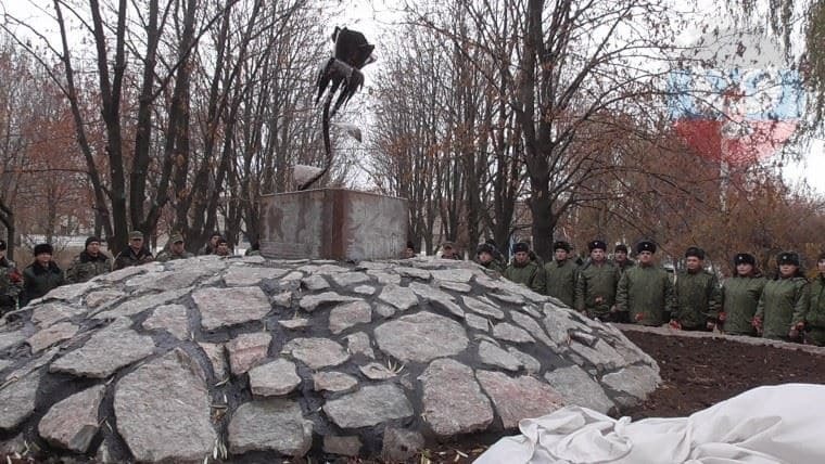 На зоні в Донецьку відкрили пам'ятник беркутівцям Януковича: фотофакт