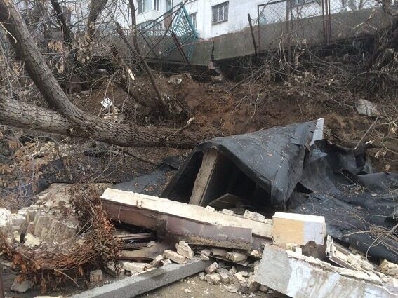 У Києві зсув пошкодив фундамент багатоповерхівки
