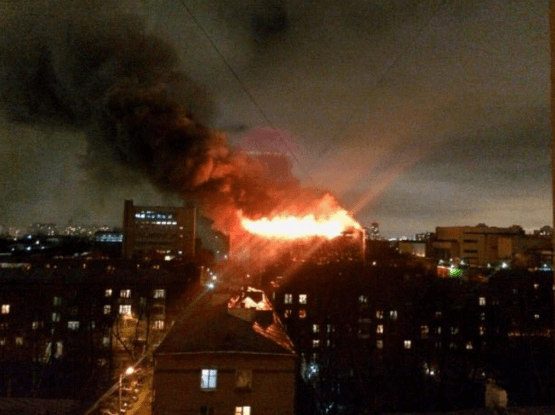 В Москве вспыхнул крупнейший за 25 лет пожар: фото и видео с места событий