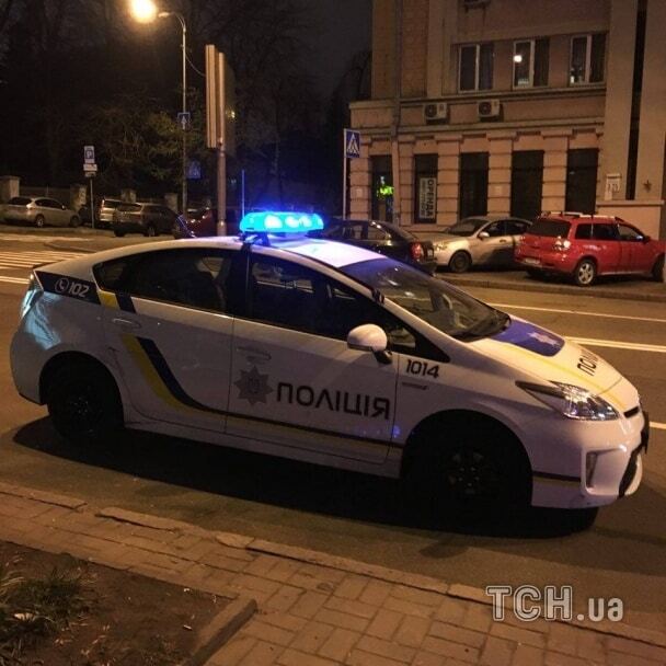 Стрілянина у Києві: в центрі міста невідомий напав на чоловіка