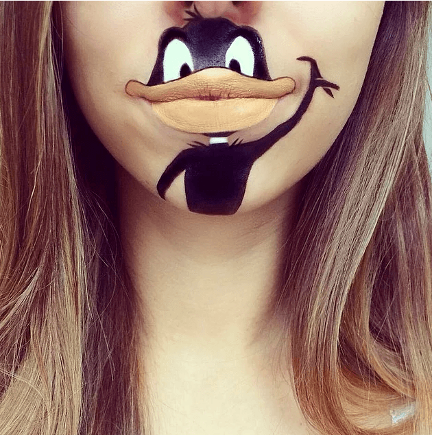 Мультяшки на губах: фото 15 веселых персонажей, которые оживают на лице