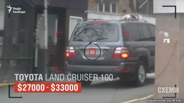От Toyota до Cadillac: СМИ показали люксовый секретный автопарк МВД. Опубликовано видео