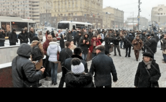 Країна беззаконня: Росія зустріла День Конституції масовими протестами