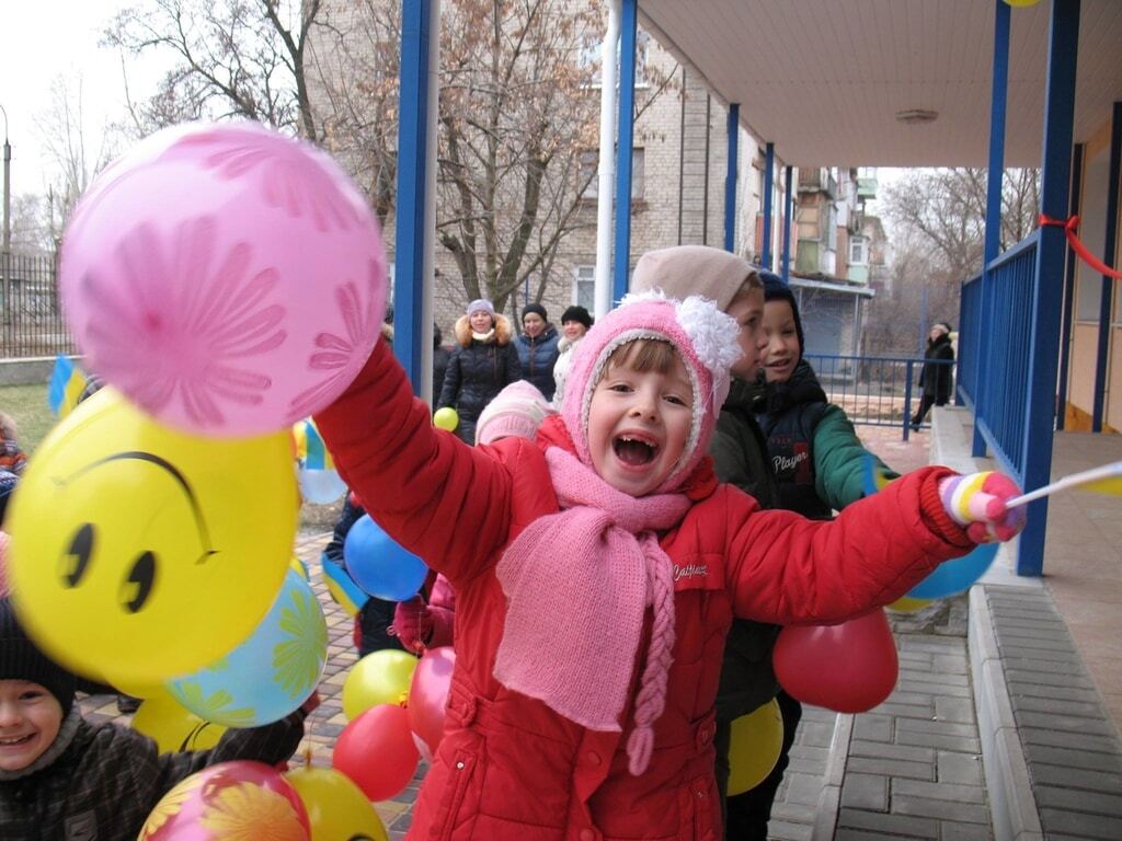 Тука показав "попільнички" у дитячому садку на Донбасі: фотофакт