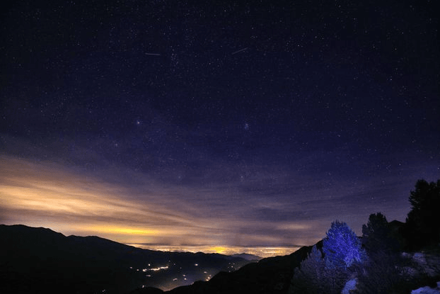Звездный поток: над Италией прошли метеоритные "дожди". Потрясающие фото