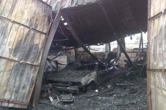Во время пожара на СТО в Киеве сгорели 9 автомобилей - СМИ