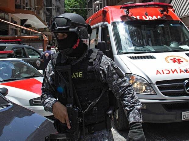 Захоплення заручників: у Бразилії бандити захопили десятки людей, є поранені