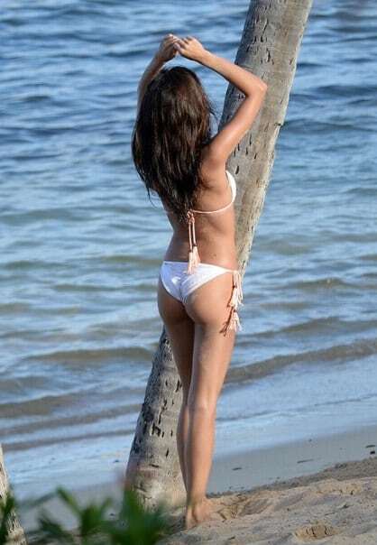 "Ангелы" Victoria’s Secret похвастались роскошными формами на пляже