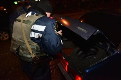 На Донеччині з'явилися нічні "бронепатрулі": опубліковано фото