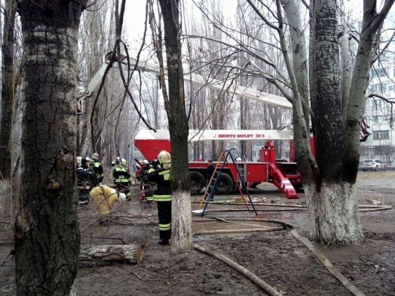 В Волгограде взорвалась жилая девятиэтажка: десятки пострадавших