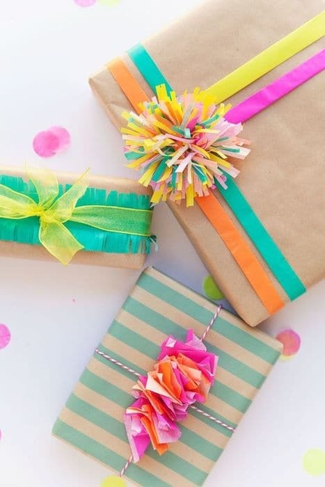 Как упаковать новогодние подарки: 30 отличных примеров