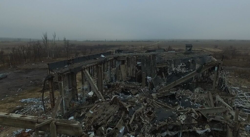 В сети показали, как выглядит разрушенный аэропорт "Луганск"