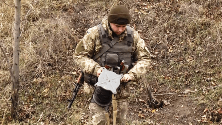 Сапери ЗСУ відвели "пекельний вогонь" від Маріуполя: опубліковані фото