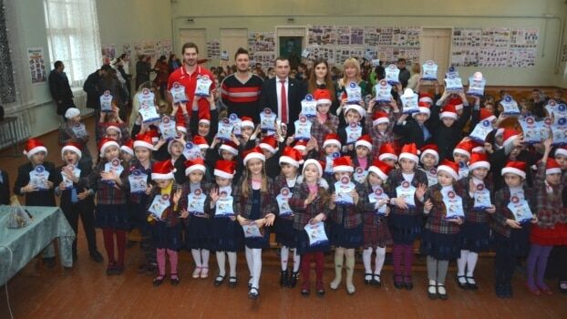 ХК "Донбасс" устроил грандиозную социальную акцию для детей