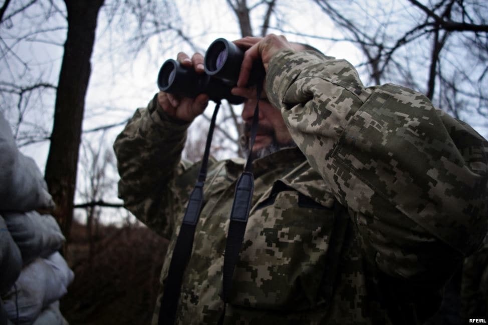 Зима близко: бойцы АТО на Донбассе начали готовиться к холодам