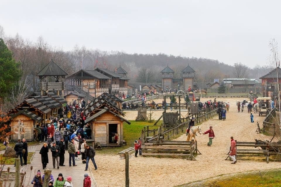 В последние выходные отправляйтесь за новогодними приключениями в "Парк Киевская Русь"