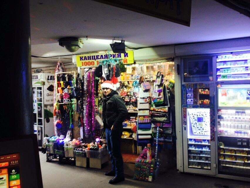 "Наши парни там гибнут!": киевлянка популярно объяснила фанату России, с кем воюет Украина