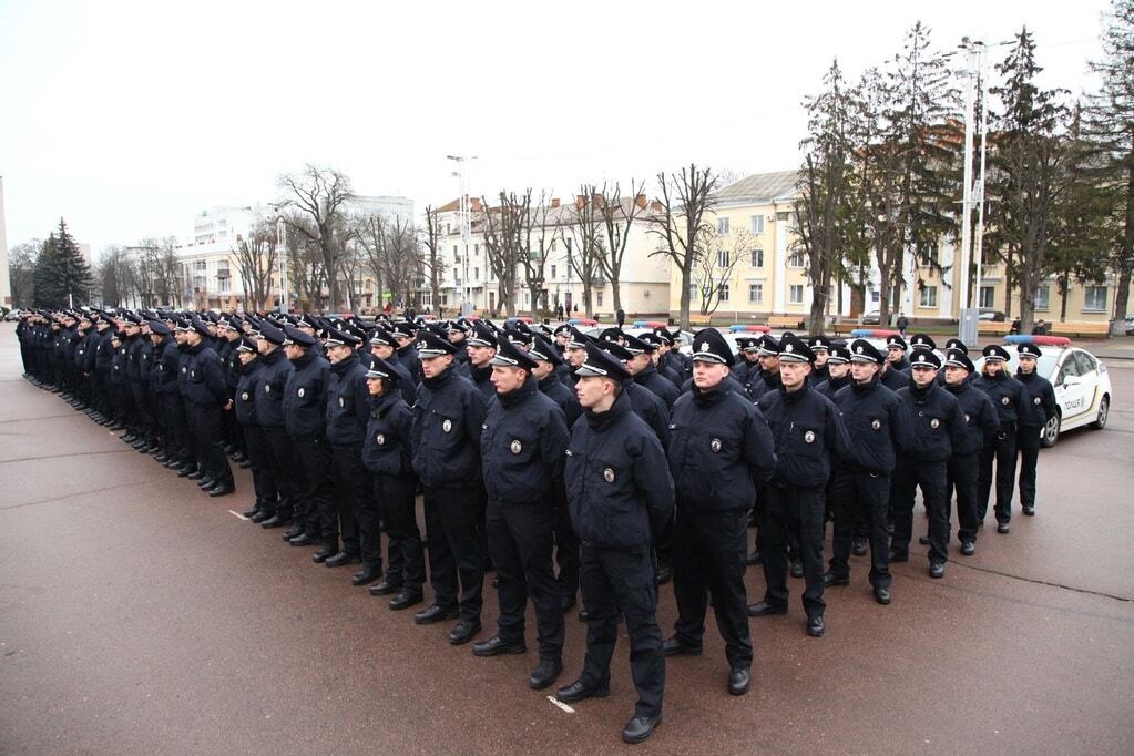 В Хмельницком начала работу патрульная полиция: опубликованы фото