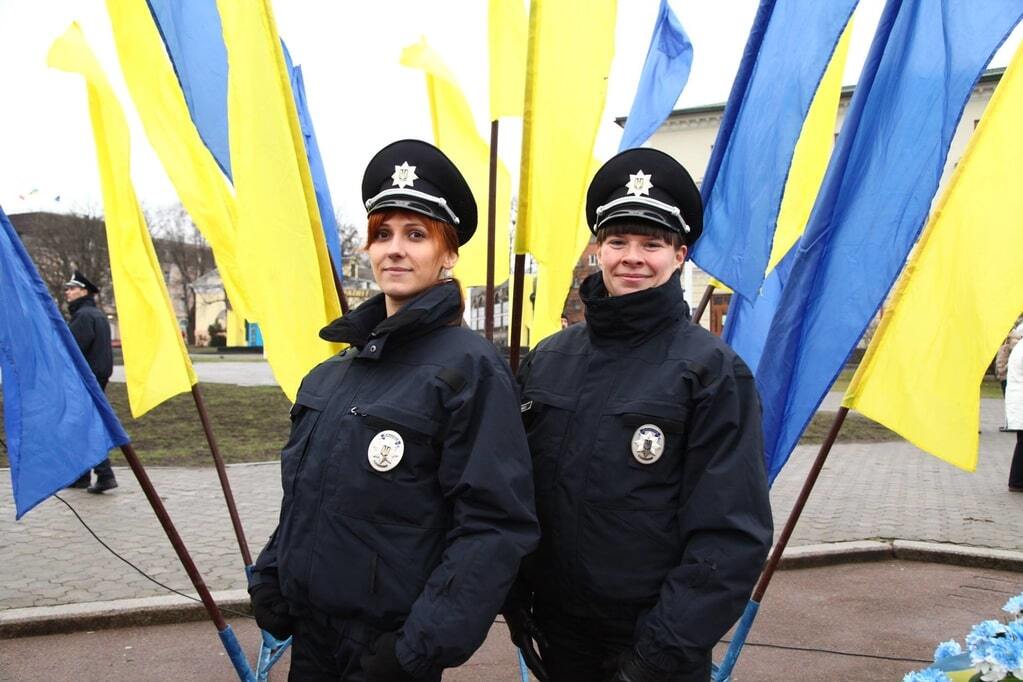 У Хмельницькому розпочала роботу патрульна поліція: опубліковані фото