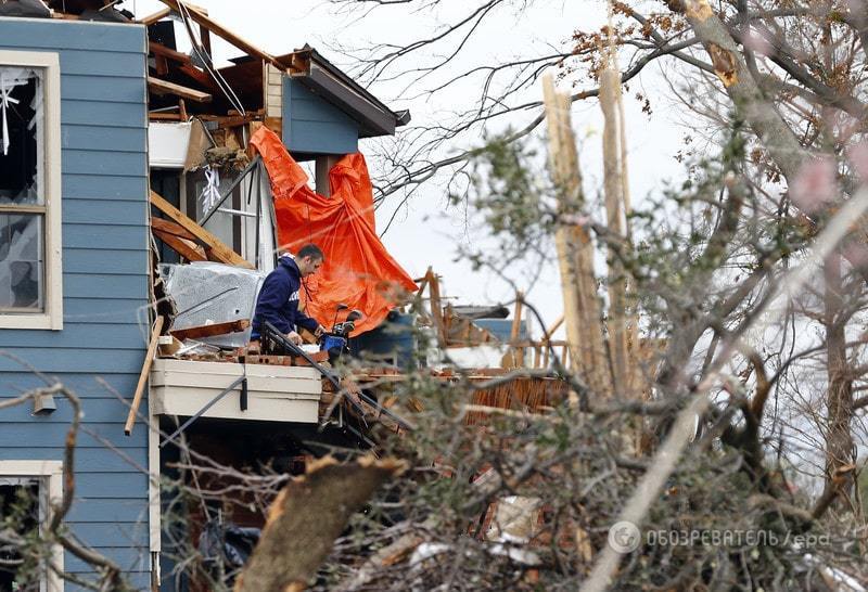 Шторм в США: десятки домов разрушены, отменены 4 тысячи рейсов. Фоторепортаж