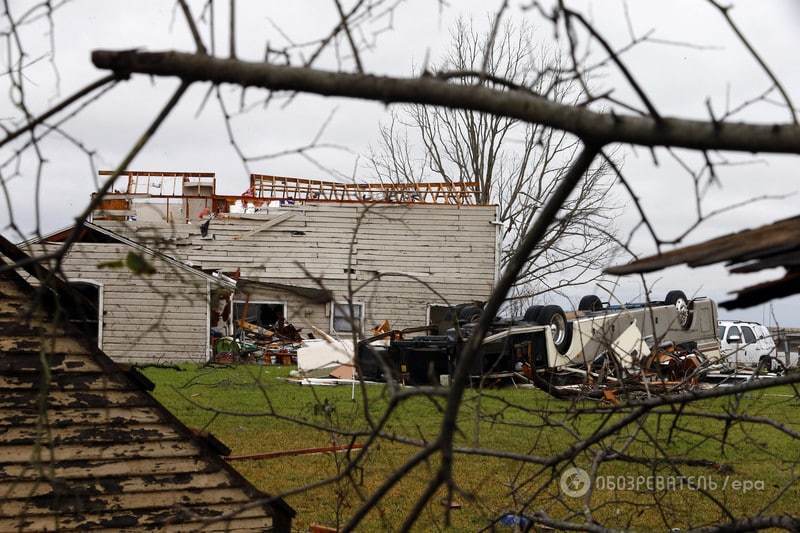 Шторм у США: десятки будинків зруйновано, скасовані 4000 рейсів. Фоторепортаж