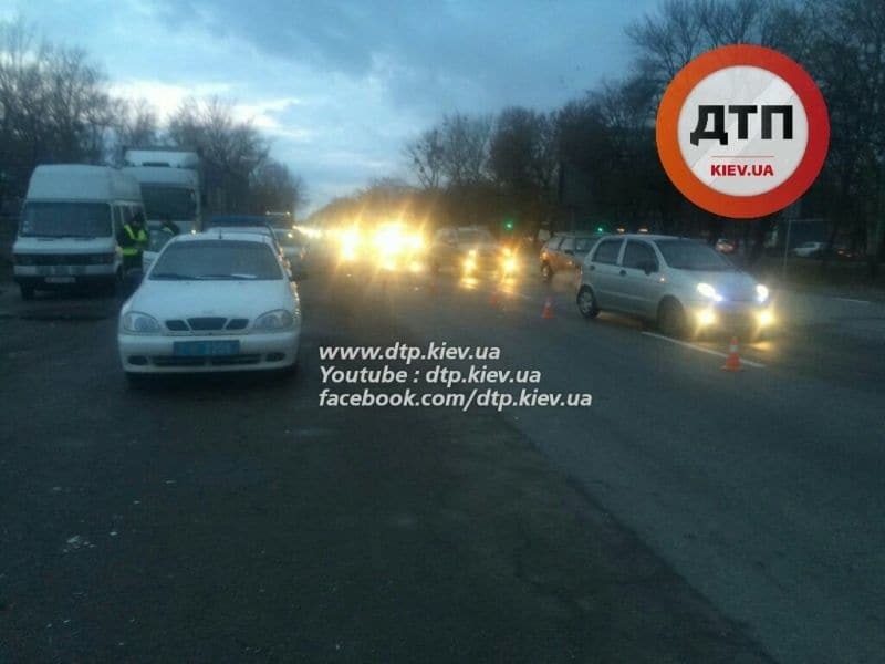 В Киеве автобус сбил насмерть пешехода-нарушителя