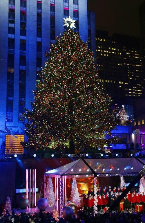 В Нью-Йорке зажгли главную рождественскую елку: опубликованы фото и видео