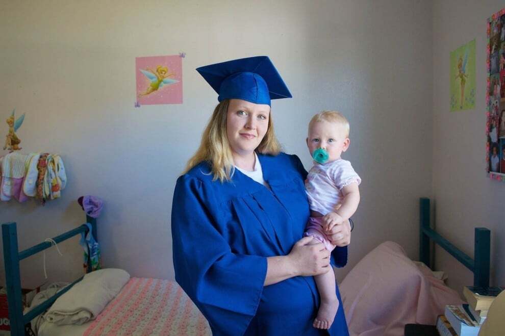 Рожденные за решеткой: как становятся родителями в тюрьмах США