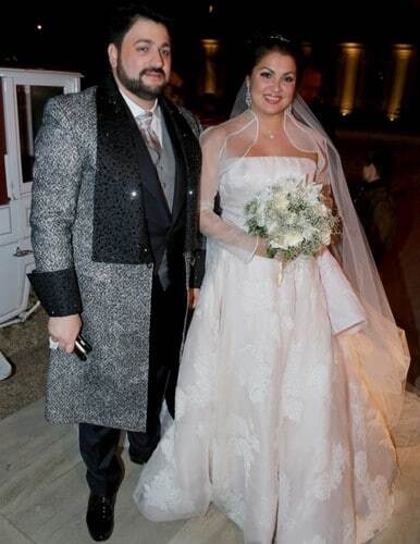 Оперна діва і спонсор терористів Нетребко закотили шикарне весілля у Відні: опубліковані фото