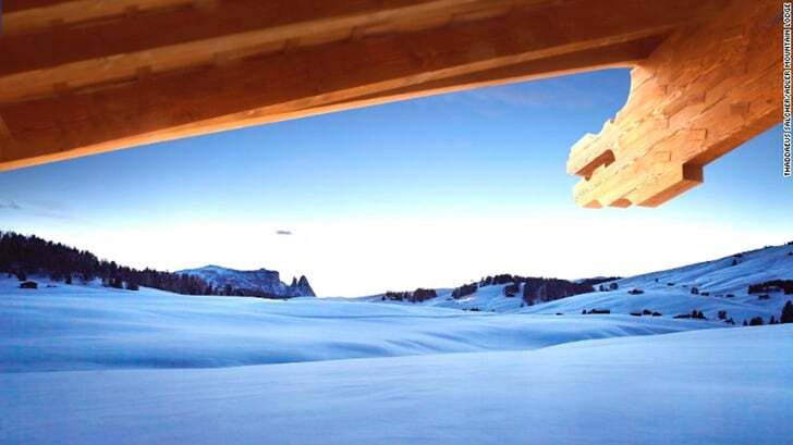 Як потрапити в зимовий рай: шикарний гірськолижний курорт на схилах Альп