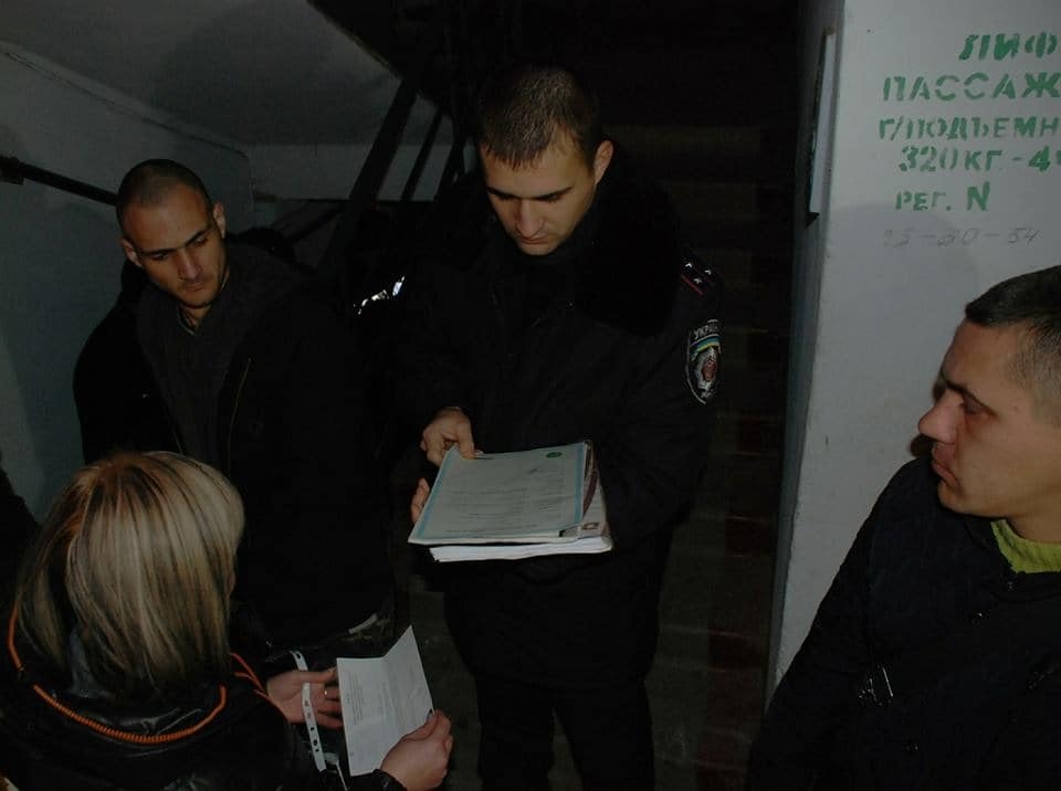 У Миколаєві шахраї заволоділи квартирою бійця АТО, поки той був на передовій