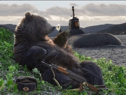 Рогозин похвалил российский флот картинкой со списанной подлодкой: фотофакт
