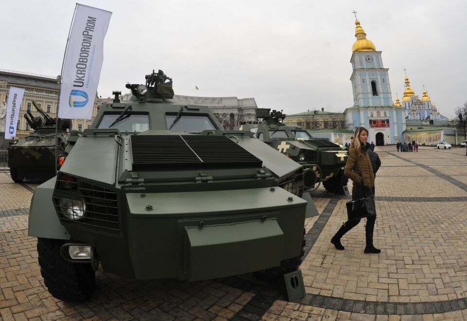 В Киеве открылась грандиозная выставка "Оружие победы": опубликованы фото