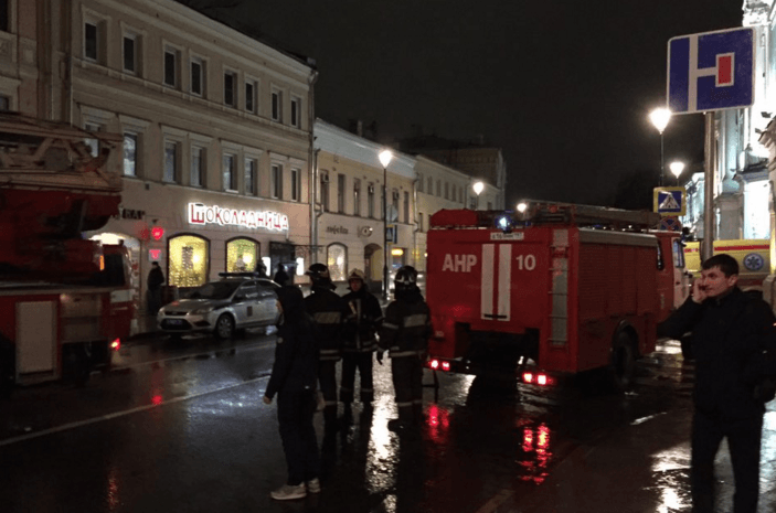 У Москві на зупинці стався вибух: опубліковані фото і відео
