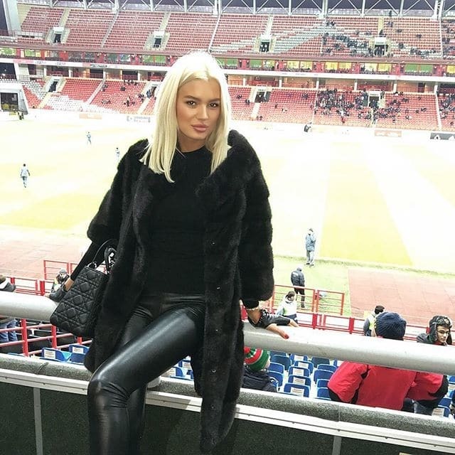 Російська модель шокувала подробицями роману з футболістом з Махачкали