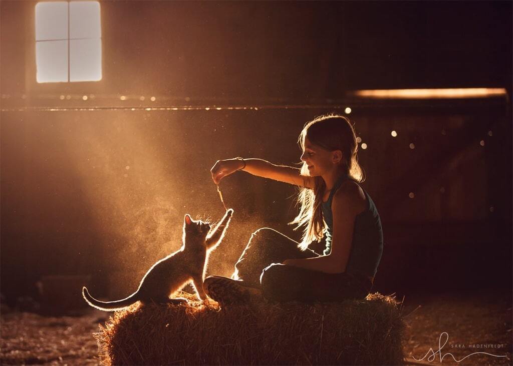 Милые и добрые: опубликованы лучшие фото детей с животными