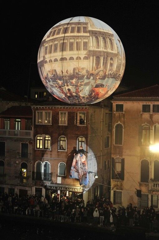 В Венеции начался ежегодный карнавал: невероятные фото яркого праздника 