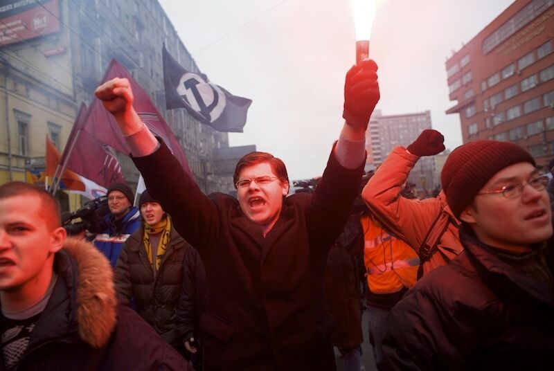 Канадський фотограф зробив шокуючу підбірку знімків з Росії "П'яна наречена"