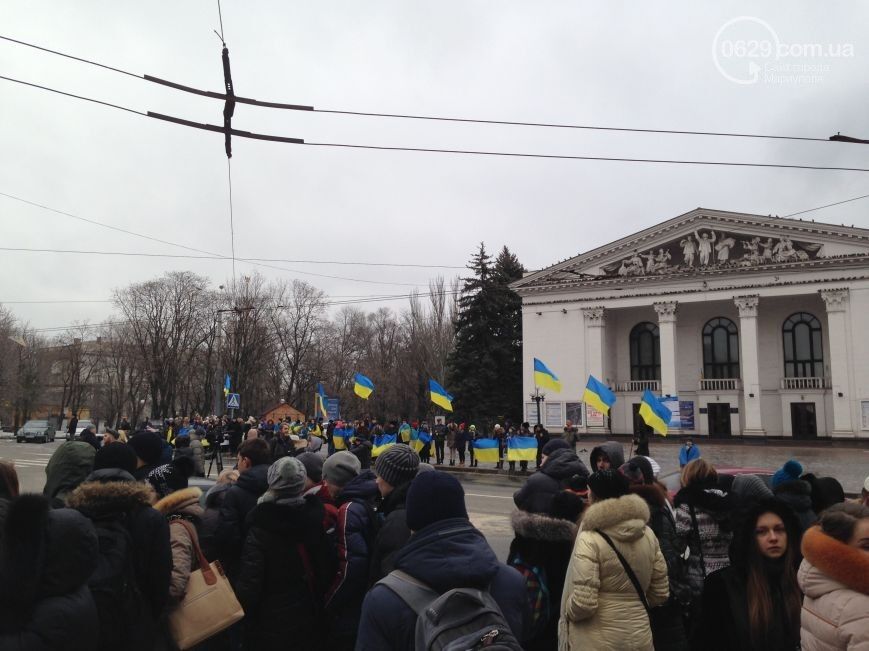 Мариупольцы со слезами на глазах встречали героев АТО: трогательные фото и видео