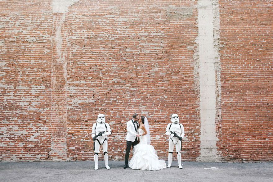 Пара устроила удивительную свадьбу в стиле "Звездных войн"