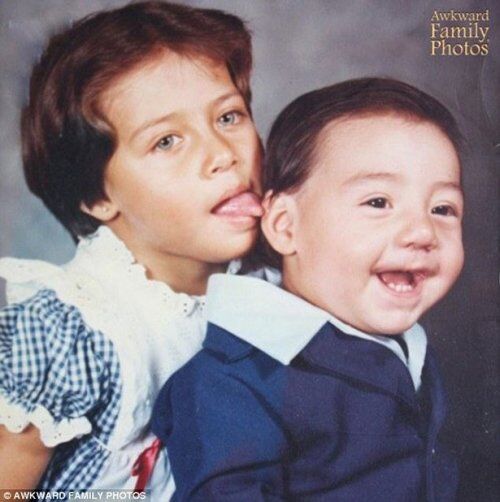 Смешные дети, благодаря которым семейные фото стали уникальными