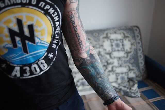 Чтобы помнить. Украинцы стали чаще делать патриотические татуировки: фото тату