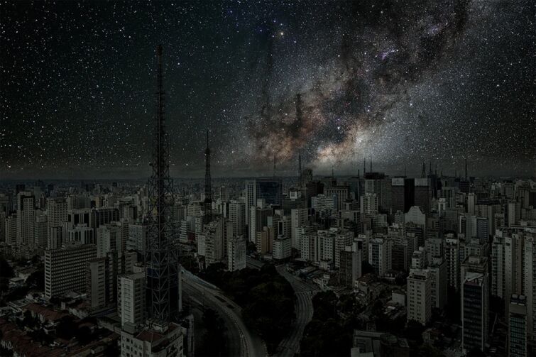 Чарующая тьма: как выглядят крупные города мира без света